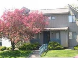 919 Novi Rd, Northville, MI 48167