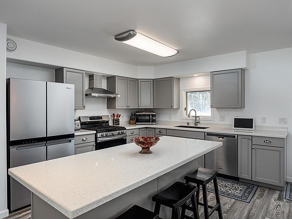4th image of 1111 Shannon Dr