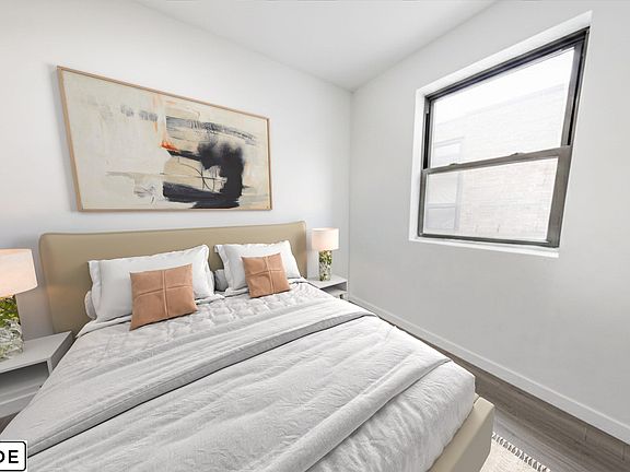 4th image of 155 E 92nd St APT 19