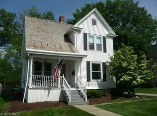 584 S Broadway St, Medina, OH