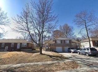 10021 E 78th St, Raytown, MO 64138