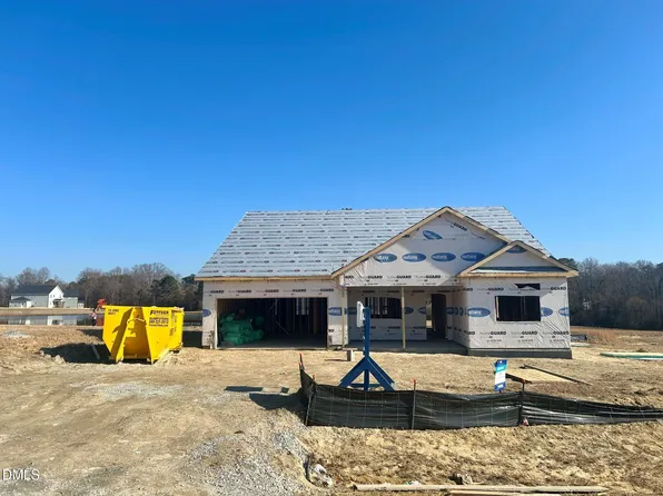 385 Denali Dr, Angier, NC 27501