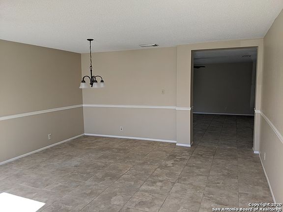 4th image of 2802 Coast Plain Dr