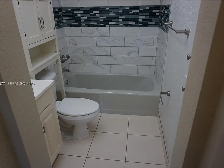 770 SE 2nd Ave #A205 — Photo 37