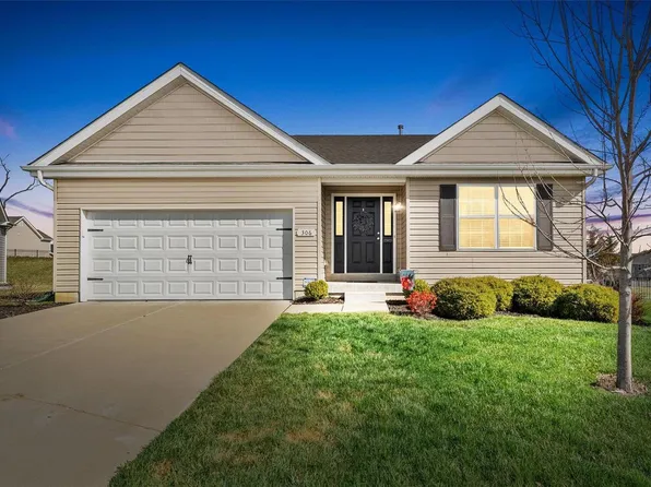 306 Hidden Bluffs Ct, Lake Saint Louis, MO 63367