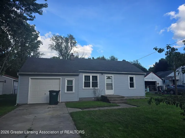 6221 Coulson Ct, Lansing, MI 48911