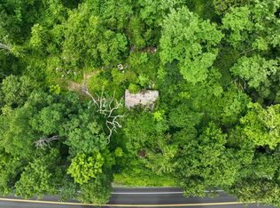 77 Cheshire Rd, Bethany, CT 06524