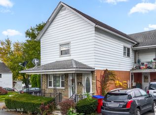 15 Villa St, Carbondale, PA 18407