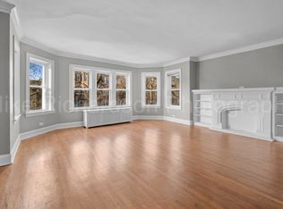 7717 S Phillips Ave #3N, Chicago, IL 60649