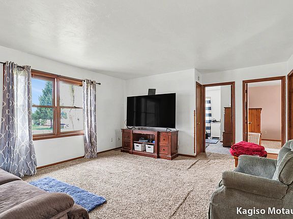 5th image of 13051 Southland Ct