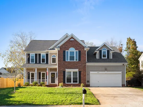 8409 Newton Ln, Charlotte, NC 28277