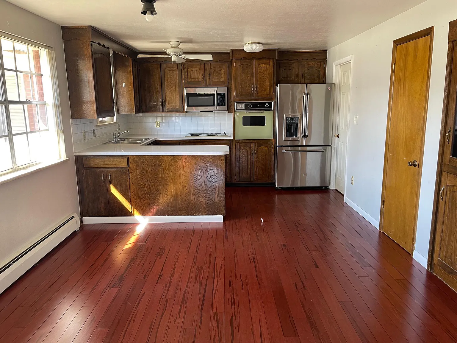 4411 Balsam St — Photo 3