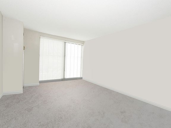 4th image of 440 N Wabash Ave APT 4306