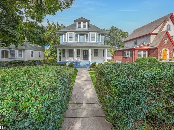 5th image of 477 Vose Ave