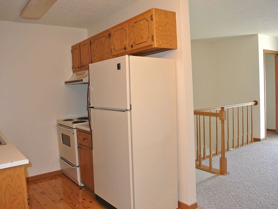 1st image of 1405 2nd Ave SW #9