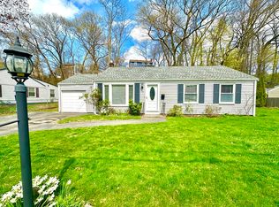 19 Old Country Way, Weymouth, MA 02188