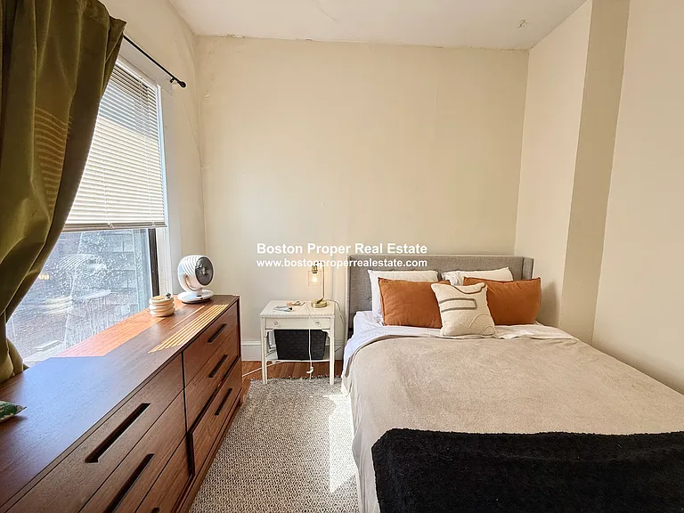 336 Beacon St #9A — Photo 7
