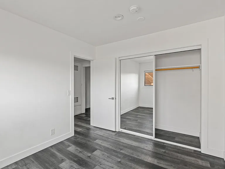 215 N Fickett St — Photo 23