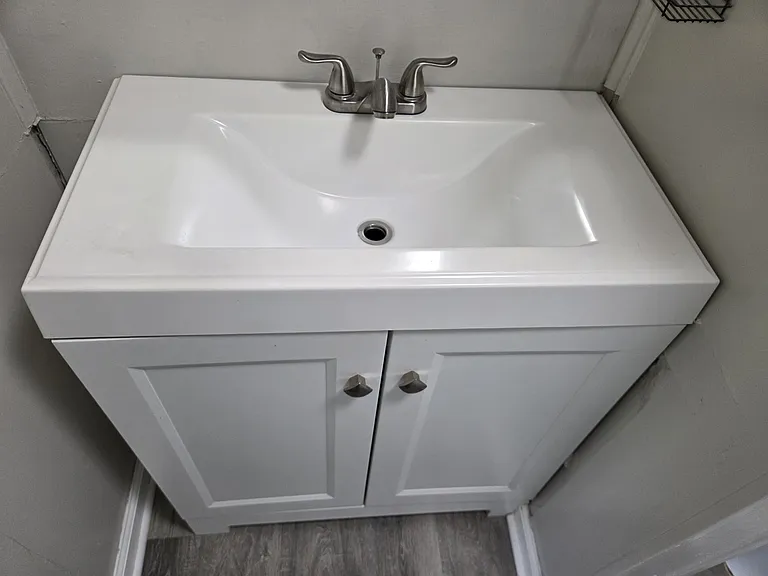 520 Power Ave — Photo 9