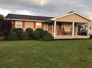 111 Meadow Pl, Lester, WV 25865