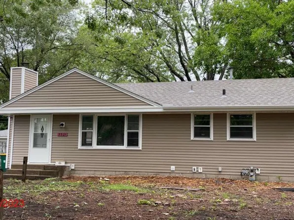 5521 Girard Ave N, Brooklyn Center, MN 55430