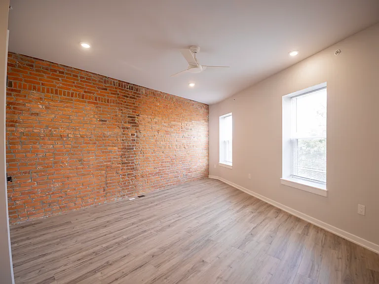 1908 E Passyunk Ave #3 — Photo 3