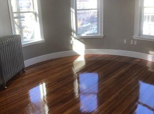 28 Kerwin St #1, Dorchester Center, MA 02124