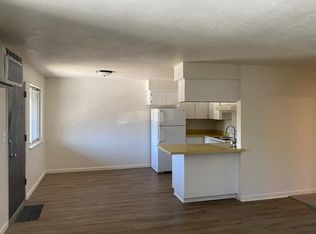 410 W Winnie Ln APT 21, Carson City, NV 89703