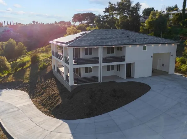 2908 Calle Caleta Viejas, Alpine, CA 91901