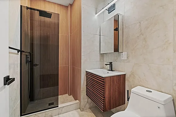 Rented by Tahari Realty LLC | media 28