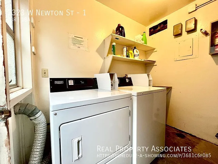 2323 W Newton St #1 — Photo 11