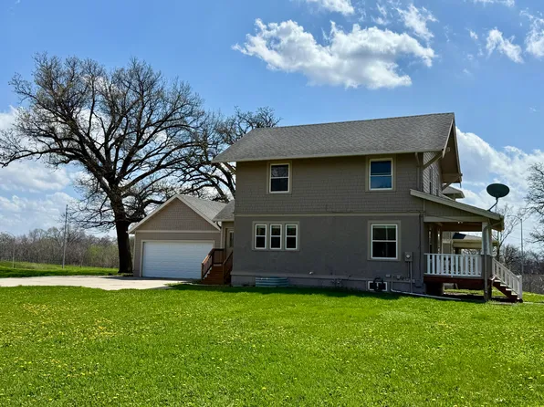 1011 24th St, Des Moines, IA 50311