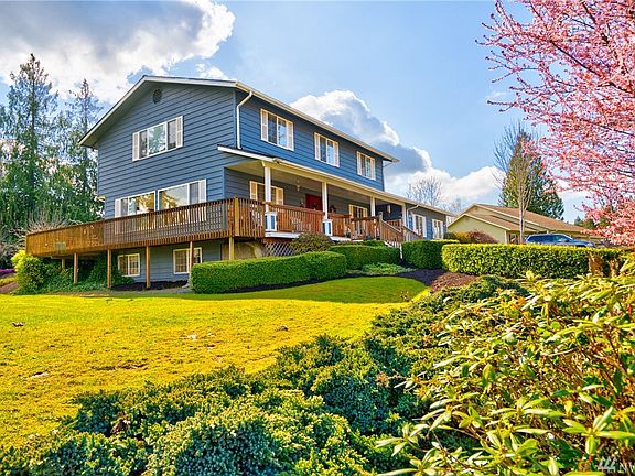 5th image of 21320 Sherman Ln