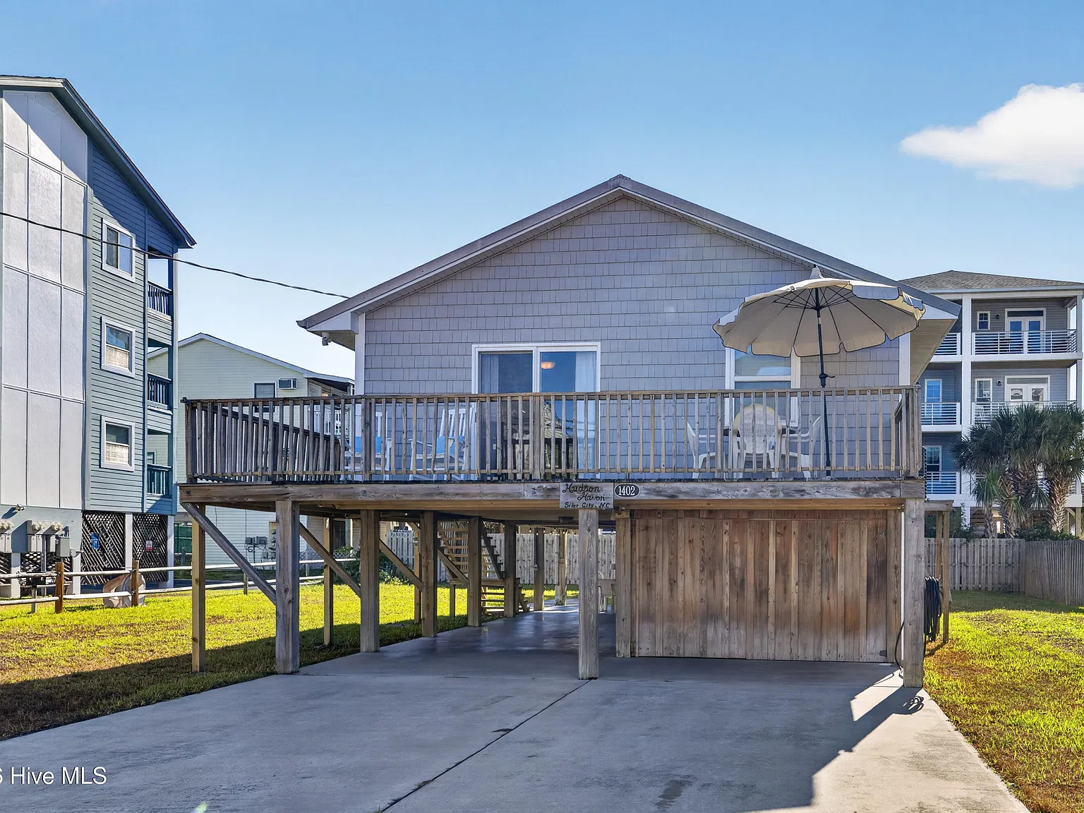 3 bed, 1.0 bath, 1000 sqft, $2,200 — Photo 4