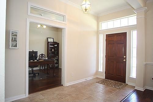 2nd image of 3917 Rockwood Dr