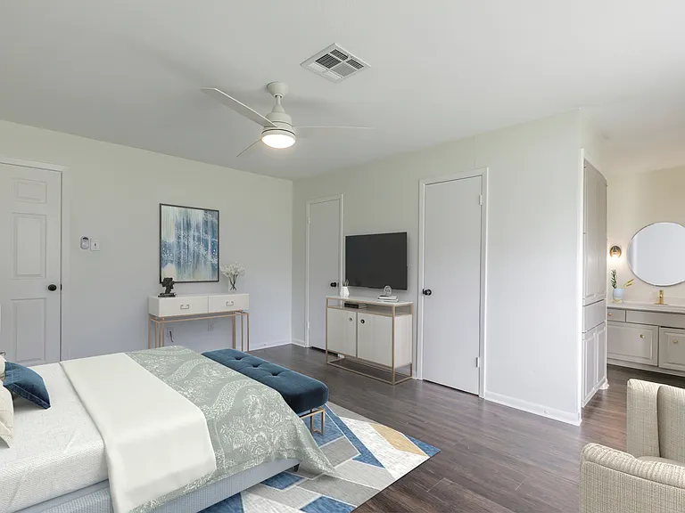 813 Melrose Dr — Photo 9