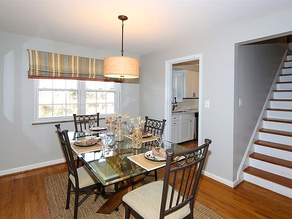 5th image of 6994 Rowan Hill Dr