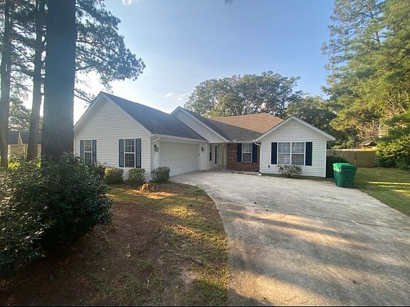 3rd image of 108 Winchester Ln