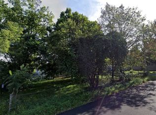 Galster Ave, Syracuse, NY 13206