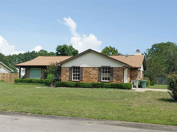 4th image of 10124 Peppertree Ct