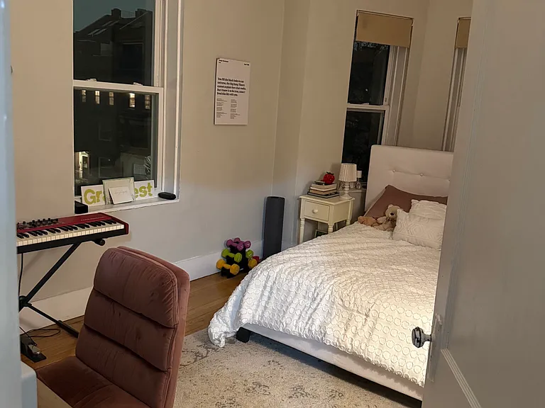 38-40 Hemenway St #22 — Photo 12