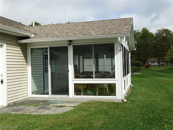 2nd image of 305 Woodland Way