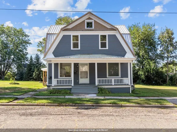 222 W Moore St, Berlin, WI 54923