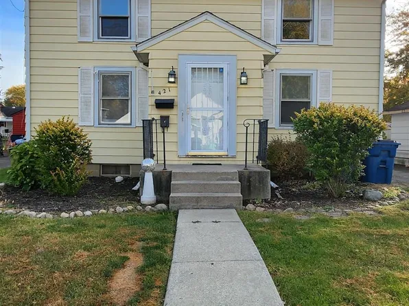 421 Henry St, New Haven, IN 46774
