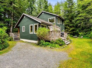 1278 Lynn Rd, Tofino, BC V0R2Z0