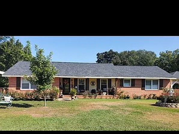 1402 Erwin St, Greensboro, AL 36744