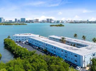 2700 NE 135th St APT 34, North Miami, FL 33181