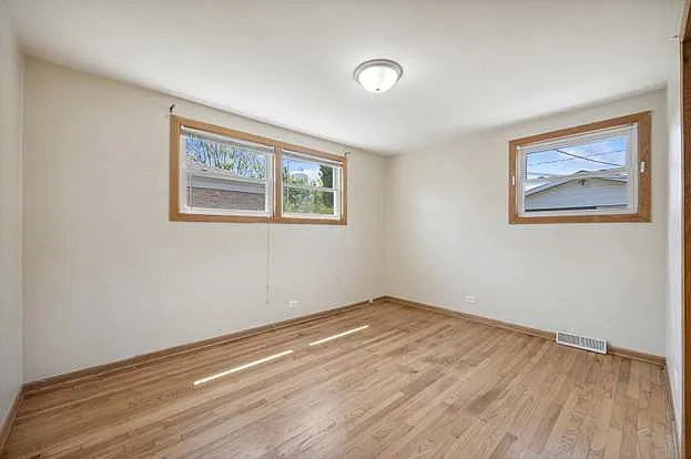 3228 Washington St — Photo 90