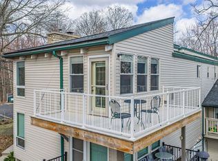 S6185 Bluff Rd APT 4, Merrimac, WI 53561