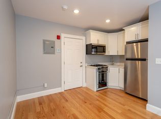 293 Fayette St #9, Quincy, MA 02170